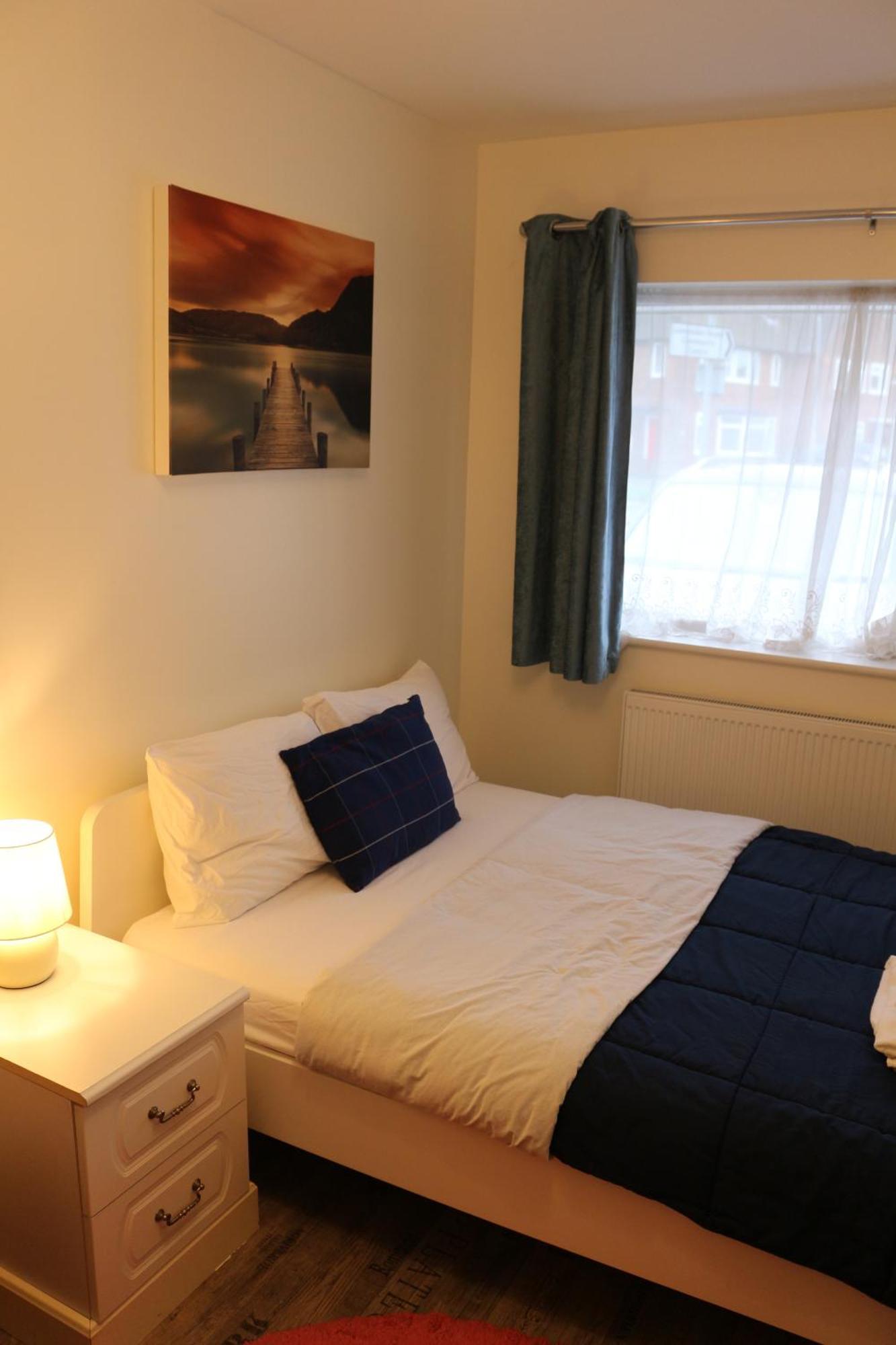 Ensuite Master Bedroom, Private Bathroom, Inside Family Home, Walking Distance To Harry Potter Watford (Hertfordshire) Exterior foto